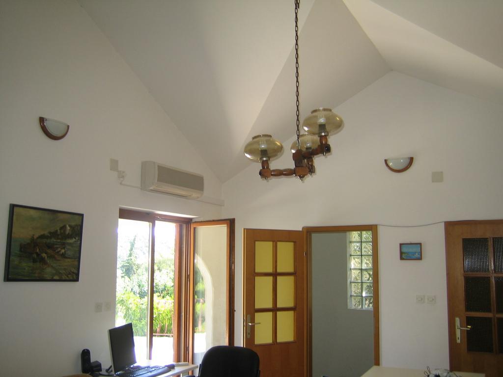 Mendula Apartment Rogac Exterior photo