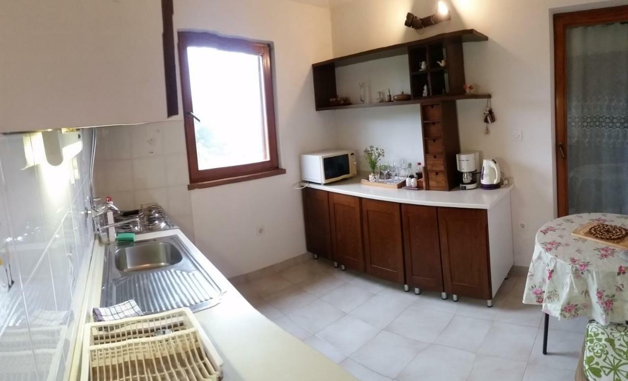 Mendula Apartment Rogac Exterior photo